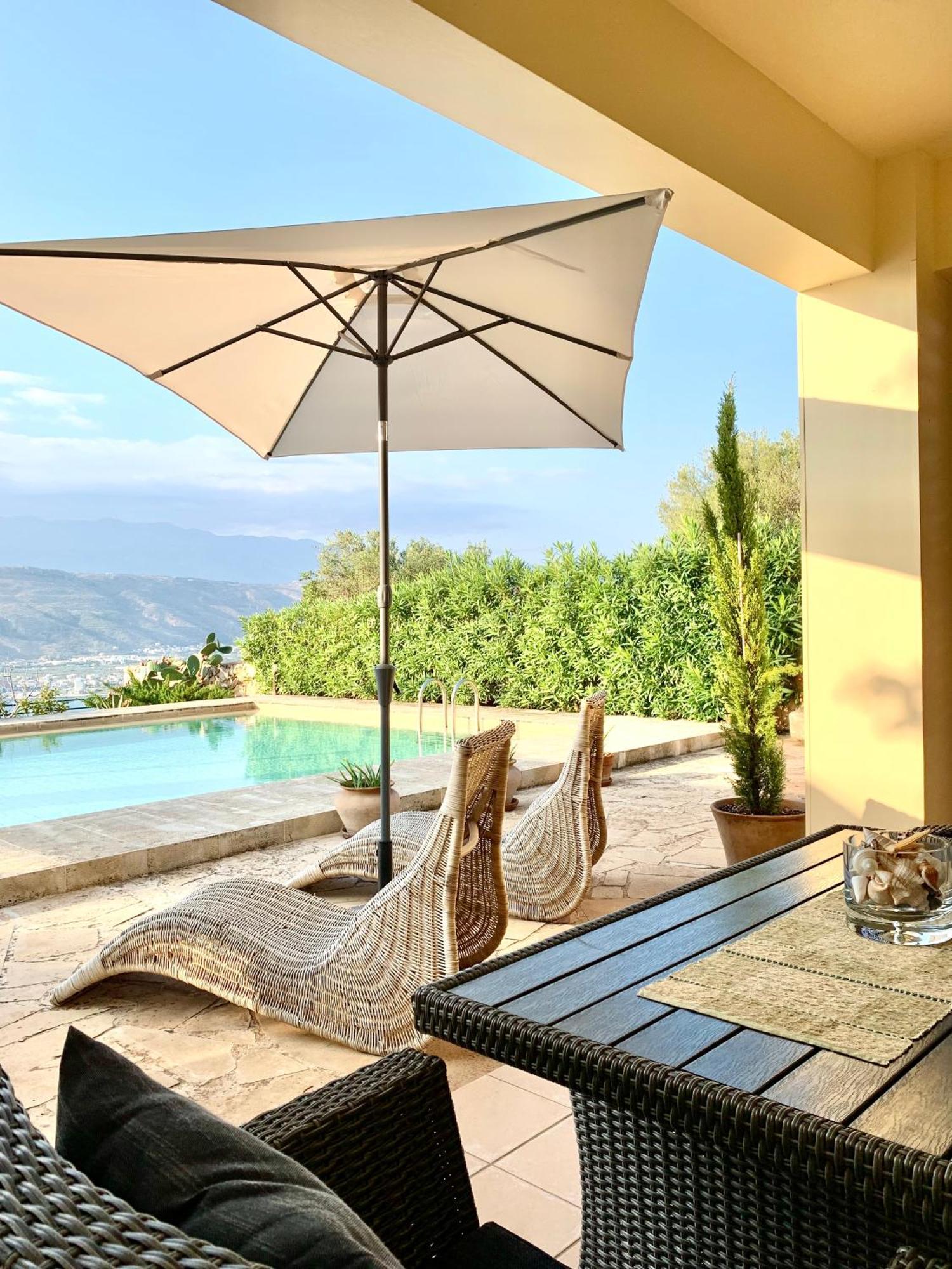 Aggelos And Thisbe Chania Suburbs Sea View Guest House 외부 사진